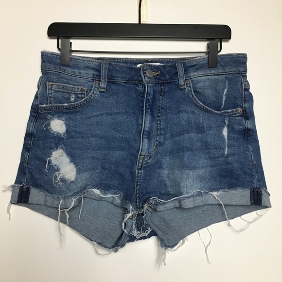 H&M Distressed Denim Shorts Sz 8 - Picture 1 of 6